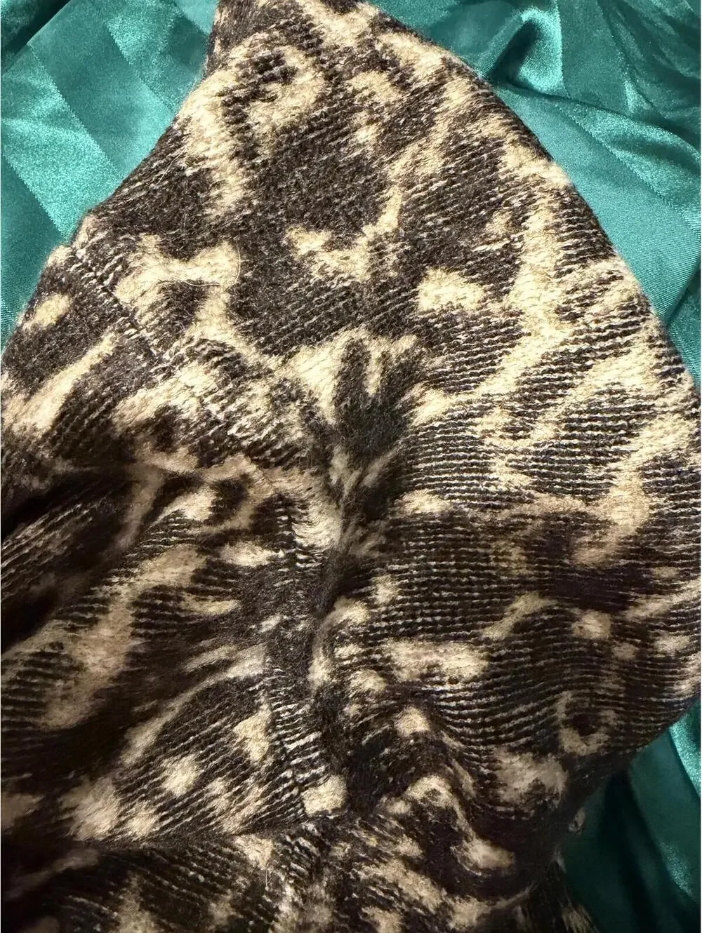 Michael Kors Cozy Brown Cream Animal Print Scarf